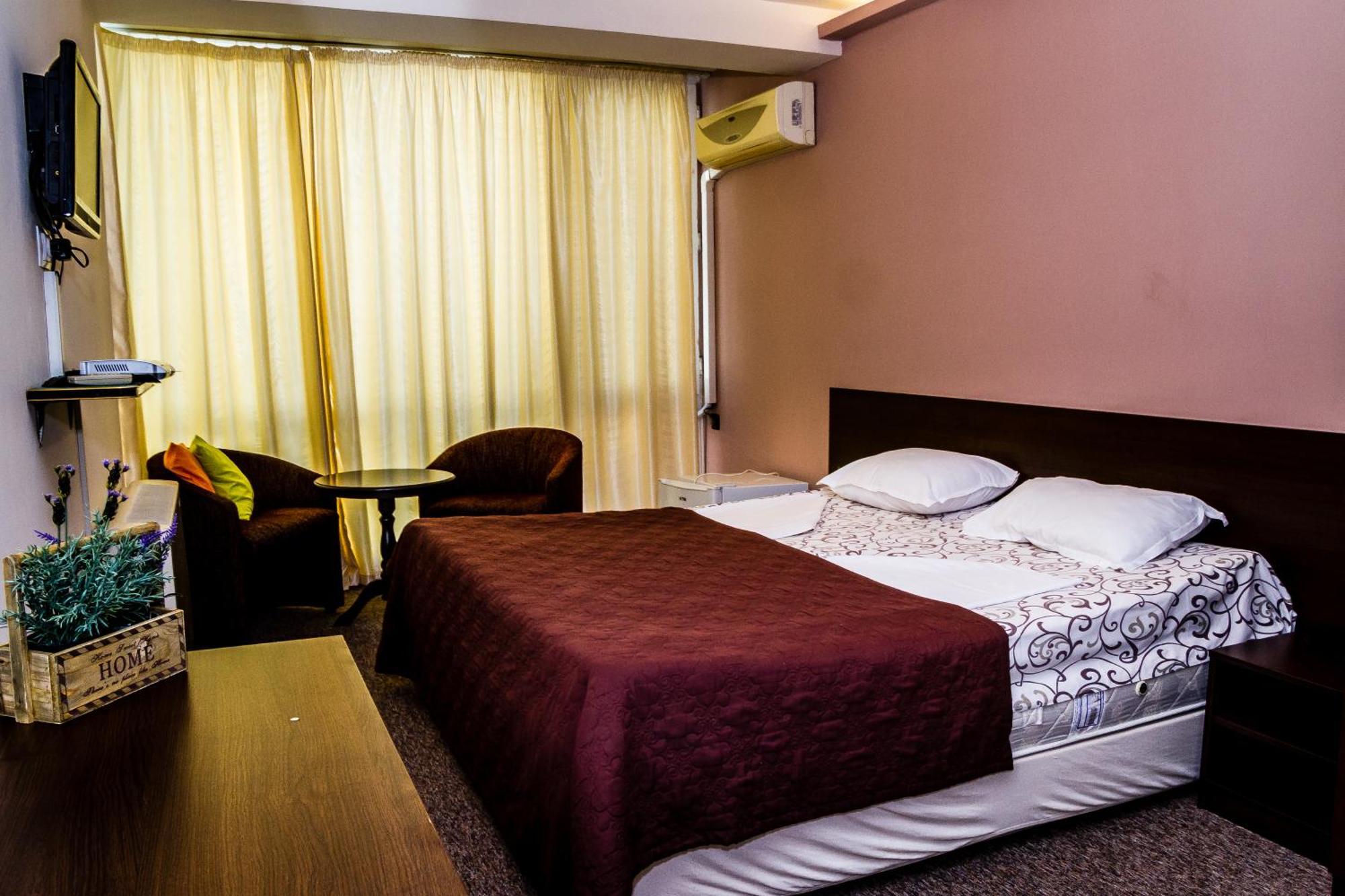 Сезони Юг Бургас Hotel Екстериор снимка