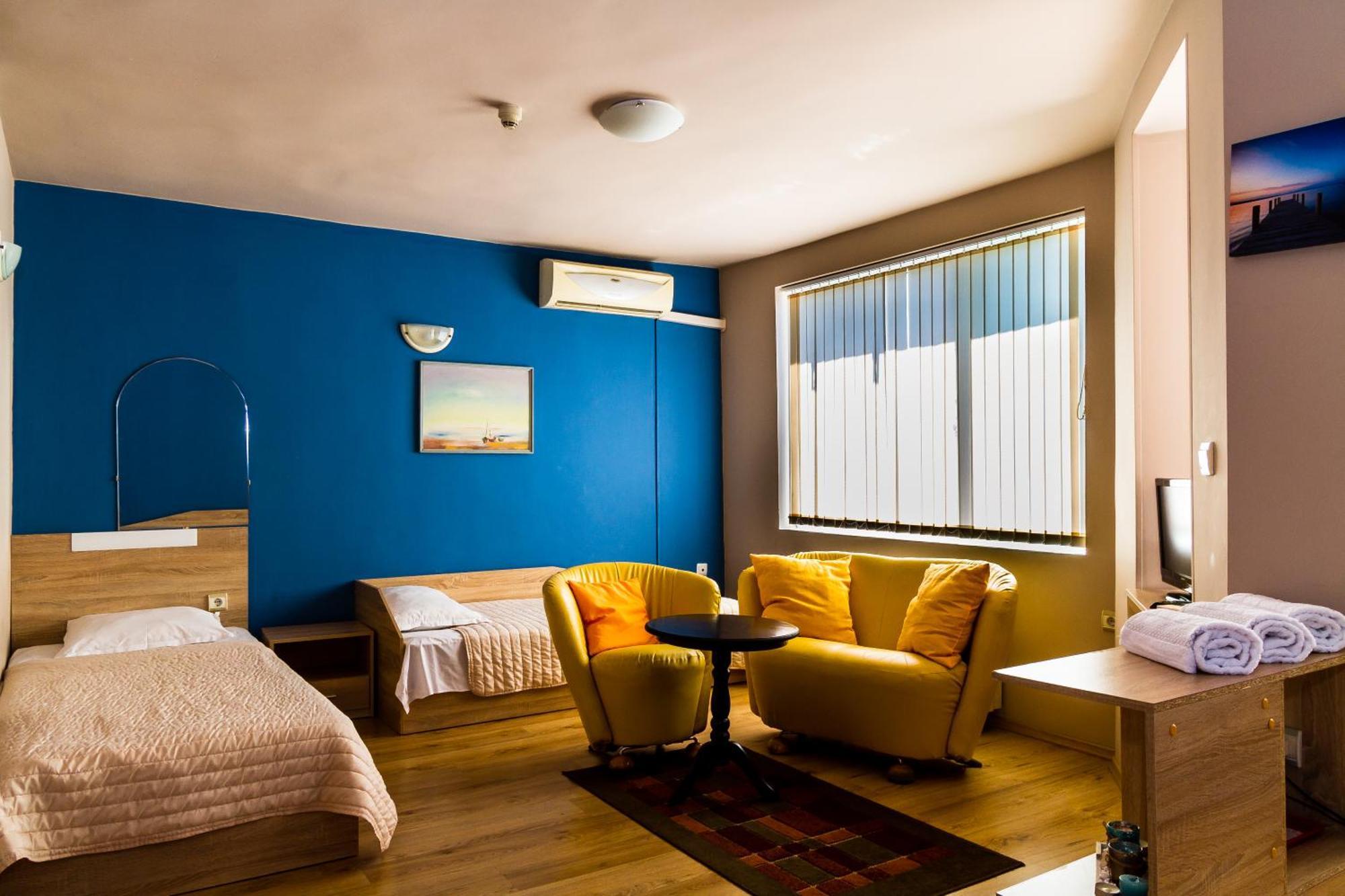 Сезони Юг Бургас Hotel Екстериор снимка